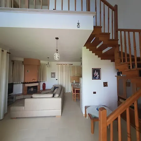 Elio * ディヴィアーケ